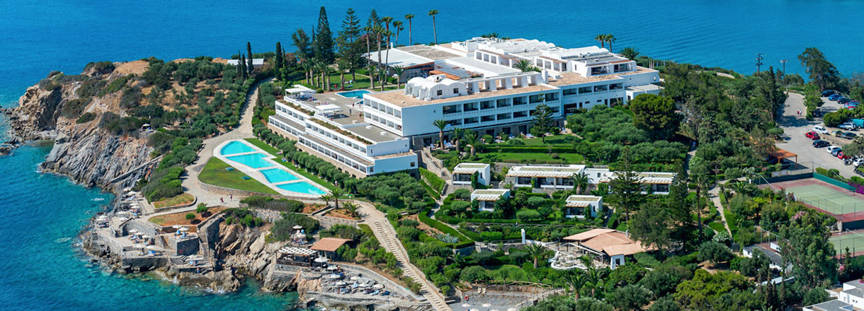 Private Heraklion Airport transfer to Minos Palace Resort in Agios Nikolaos, Crete