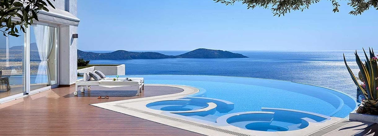 Private Heraklion Airport transfer to Elounda Gulf Villas in Elounda, Crete